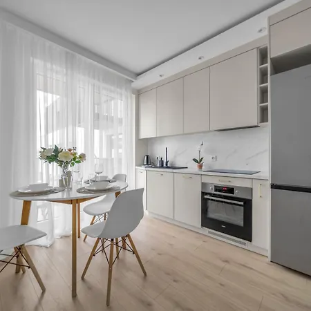 Praga - Parking & Balcony - By Rentujemy