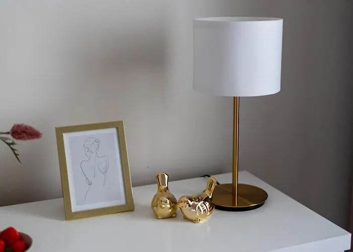 Lejlighed Praga - Parking & Balcony - By Rentujemy Warszawa