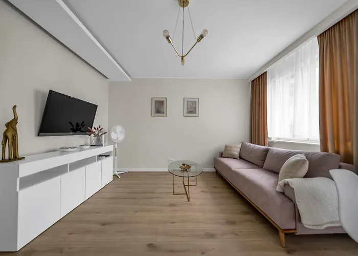 Praga - Parking & Balcony - By Rentujemy