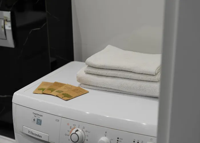 Praga - Parking & Balcony - By Rentujemy * Warszawa